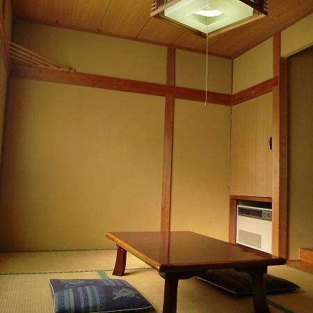 Pension Bergland Kusatsu  Exteriör bild