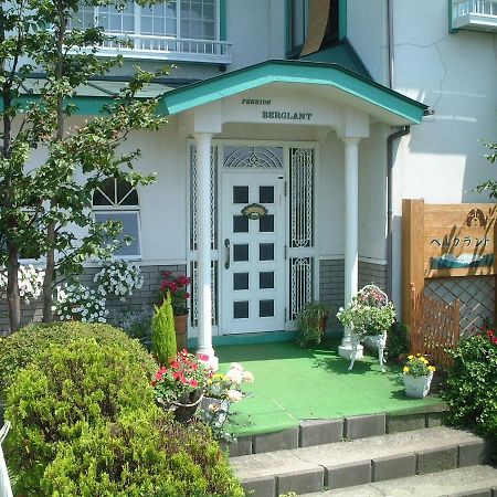 Pension Bergland Kusatsu  Exteriör bild