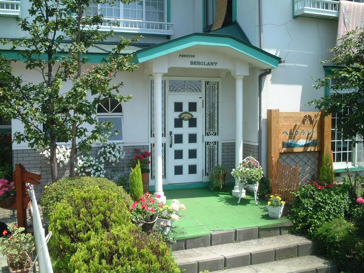 Pension Bergland Kusatsu  Exteriör bild